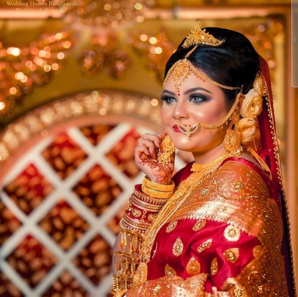 Bride gold plated crown - Picture 6 of 6